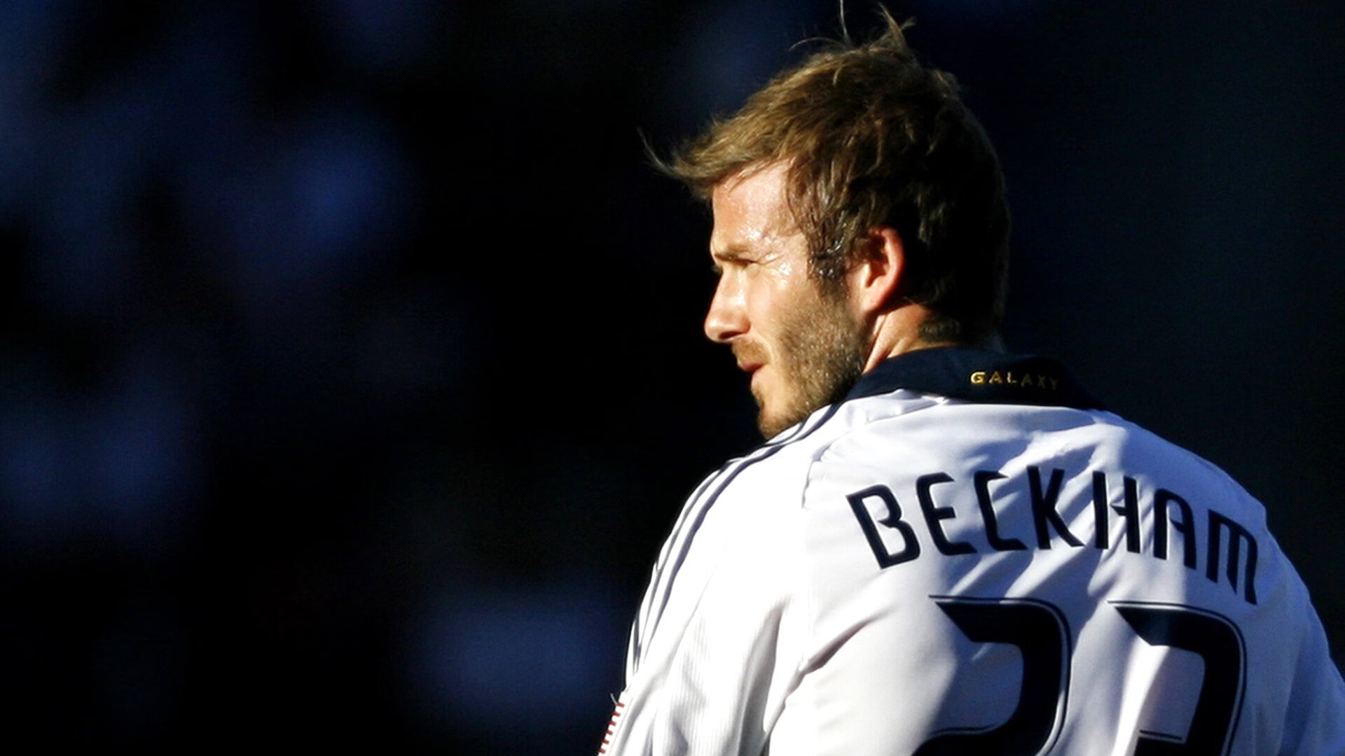 九游网游官网-西甲战场：球星闪耀，荣誉争夺战已打响，西甲个人奖项